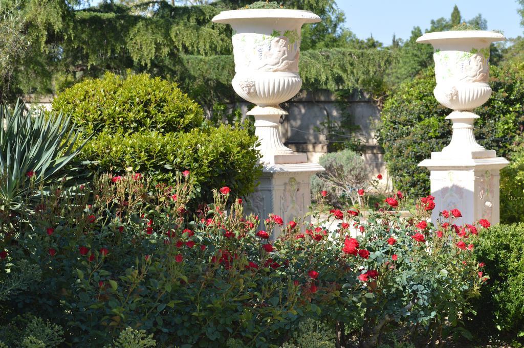 Chateau La Roque Margaux Servian Exterior photo
